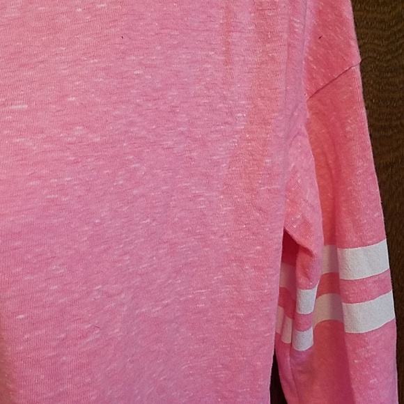 Top - Picture 2 of 3